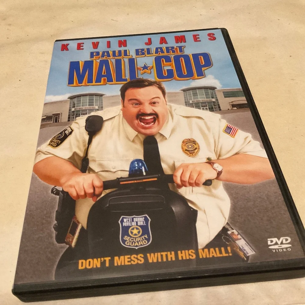 DVD- Paul Blart Mall Cop. V31